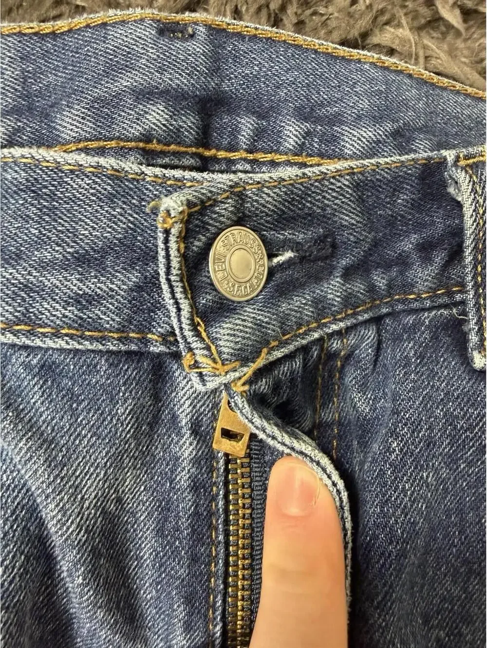 Vintage Levi’s 505 Jeans Men’s 38x29 Straight Leg Blue Denim